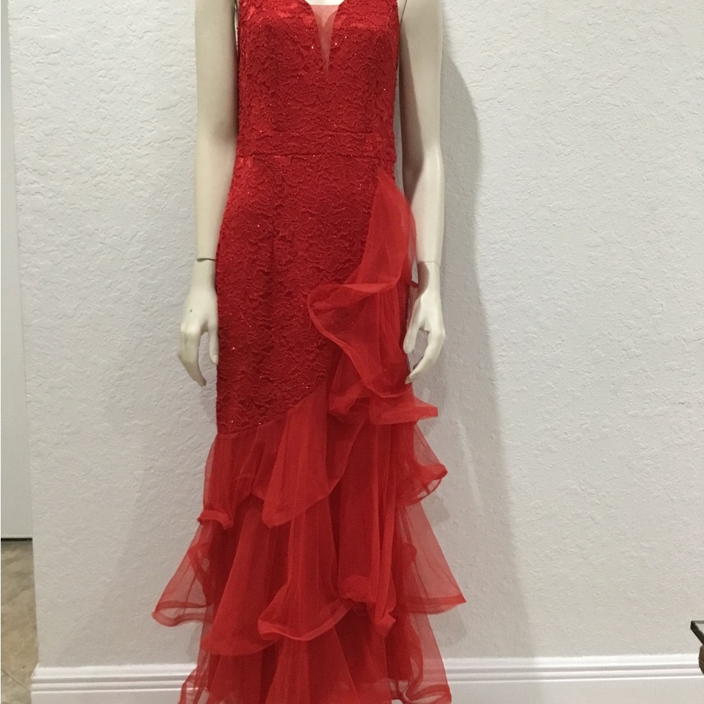 Candalite Red Line Tulle Prom dress size M